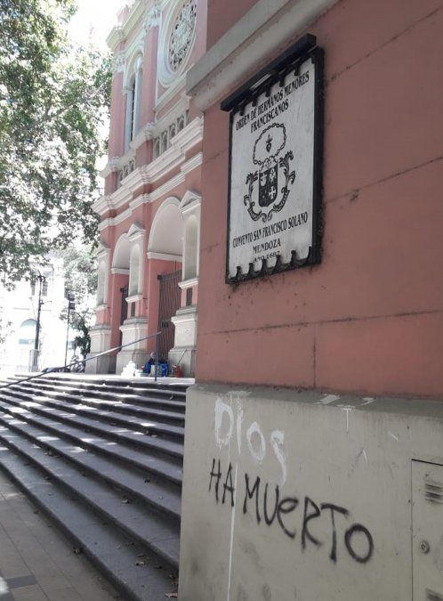 Mostrar la hilacha es algo típico de épocas revulsivas