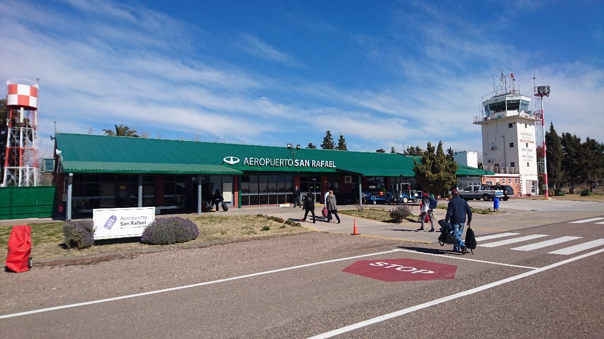 El aeropuerto de San Rafael puede consolidarse como un potente polo para la actividad económica del sur mendocino.
