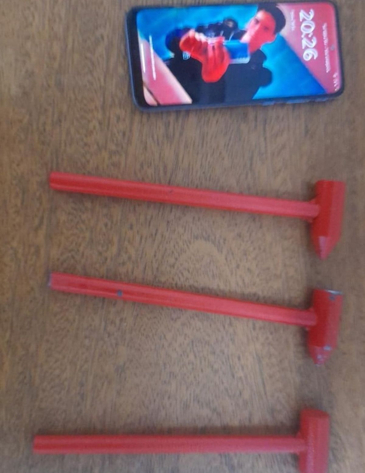 los martillos utilizados por el grupo de menores que golpearon a un joven en Ciudad y les robaron el teléfono celular los martillos utilizados por el grupo de menores que golpearon a un joven en Ciudad y les robaron el teléfono celular