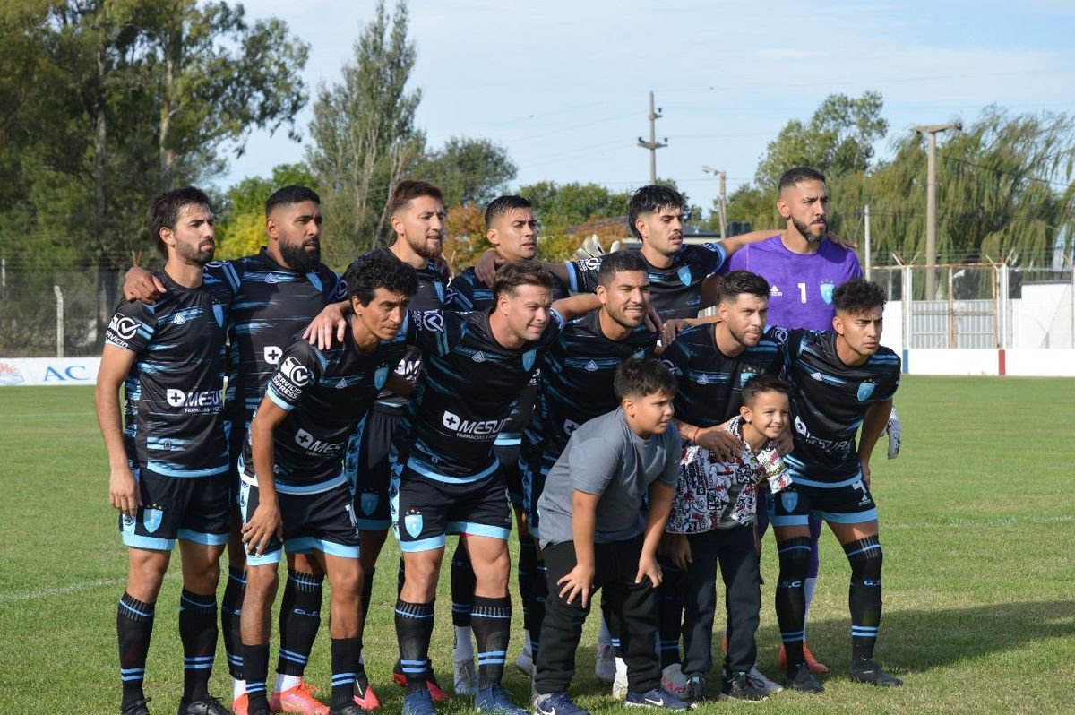 Gutiérrez ie ganó 2 a 1 a Ferro de General Pico, en La Pampa.