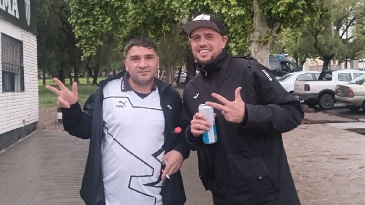 Los hinchas del Lobo coparon el Legrotaglie.