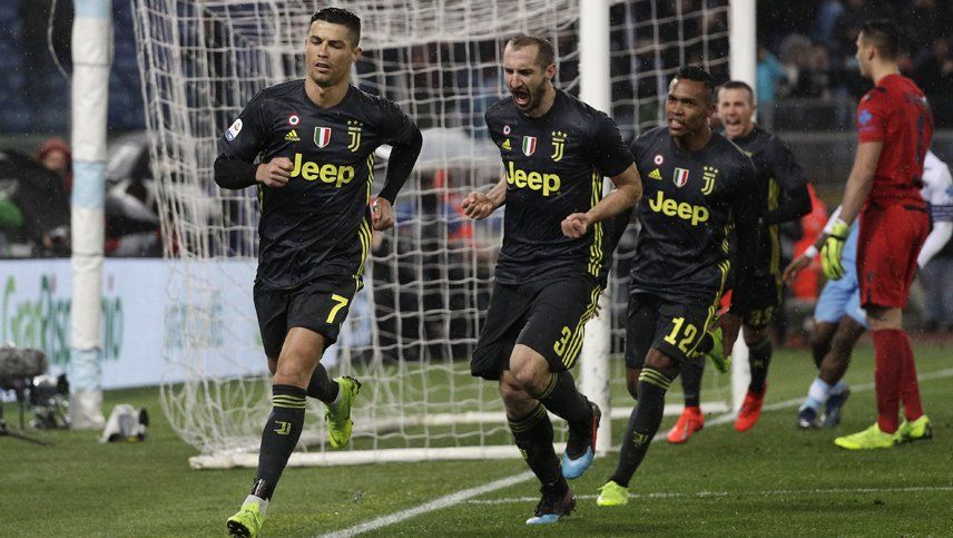 Juventus festejó sobre el final y el Inter volvió a perder