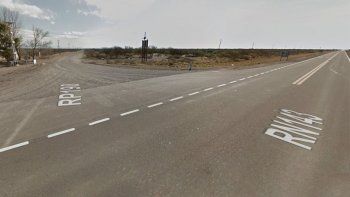 Murió una mujer al volcar el auto que conducía