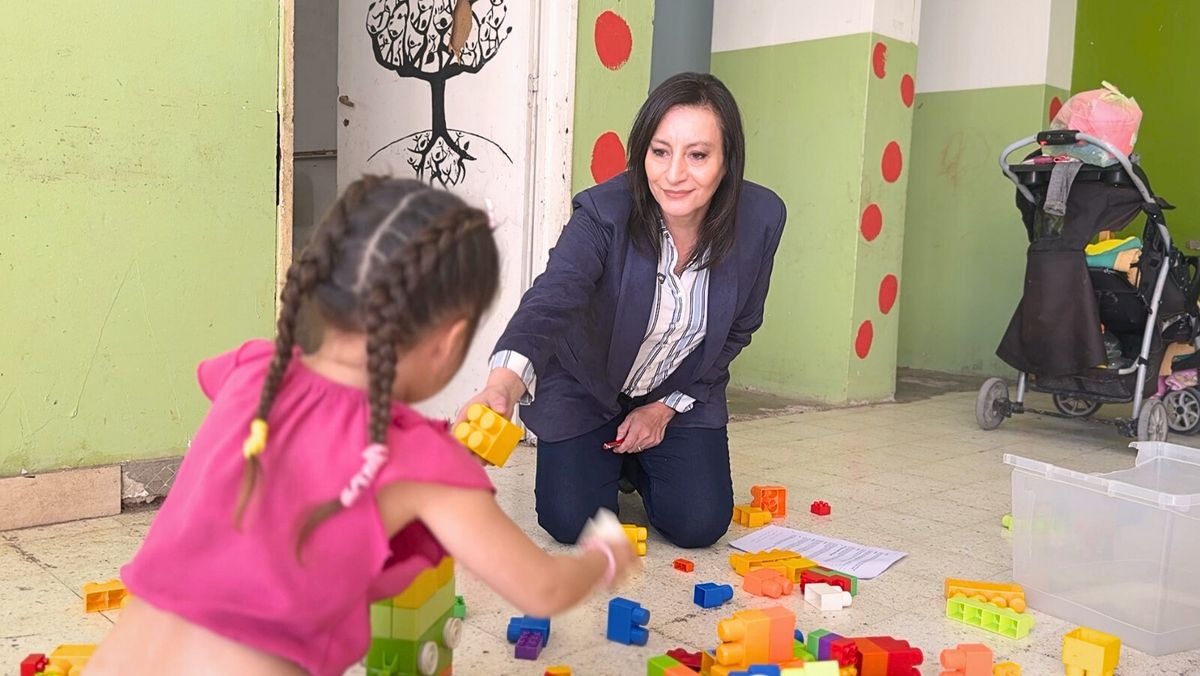 La periodista Carina Scandura recorrió la Alcaidía de Alojamiento Transitorio de Madres con Hijos.