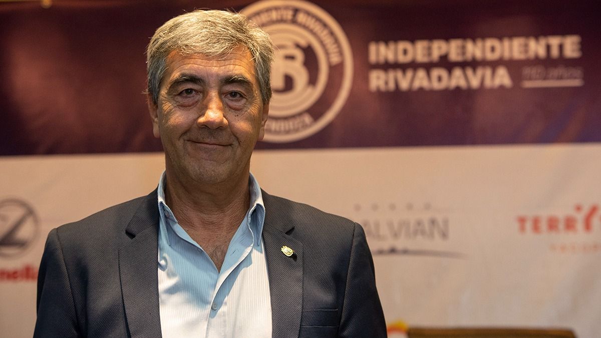 Carlos Castro aspira a ser el próximo presidente de la Liga Mendocina. Carlos Castro aspira a ser el próximo presidente de la Liga Mendocina.