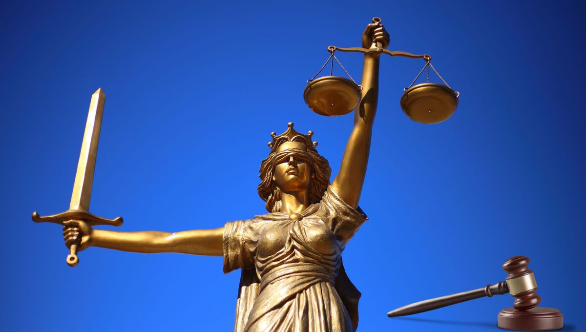 El Día de la Justicia Internacional reúne a todos aquellos que apoyan la justicia, promueven los derechos de las víctimas y ayudan a prevenir los crímenes que amenazan la paz, la seguridad y el bienestar del mundo. El Día de la Justicia Internacional reúne a todos aquellos que apoyan la justicia, promueven los derechos de las víctimas y ayudan a prevenir los crímenes que amenazan la paz, la seguridad y el bienestar del mundo.