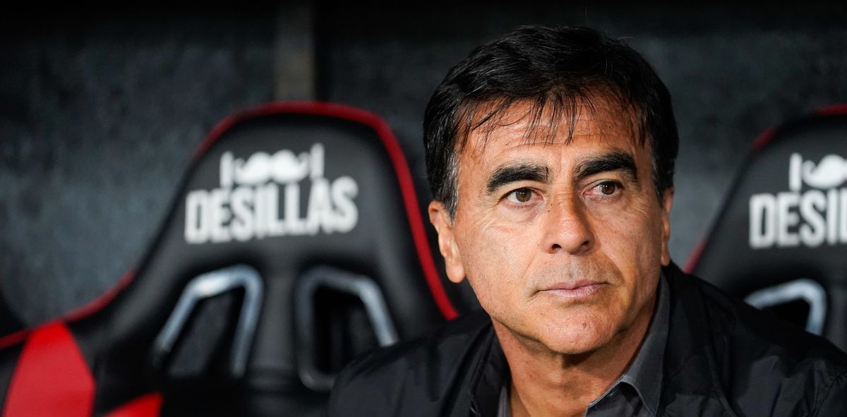 El entrenador de Independiente de Avellaneda se mostró solidario con los periodistas partidarios.