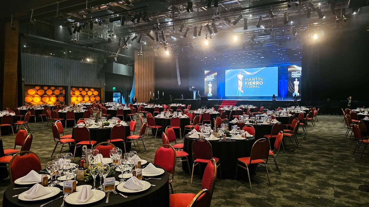 En el Bustelo se montó la entrega de los Martín Fierro Federal 2024, hace casi un mes. En el Bustelo se montó la entrega de los Martín Fierro Federal 2024, hace casi un mes.