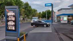 Este miércoles, la YPF de Roca y Doctor Moreno de Las Heras (Foto Matías Pascualetti).