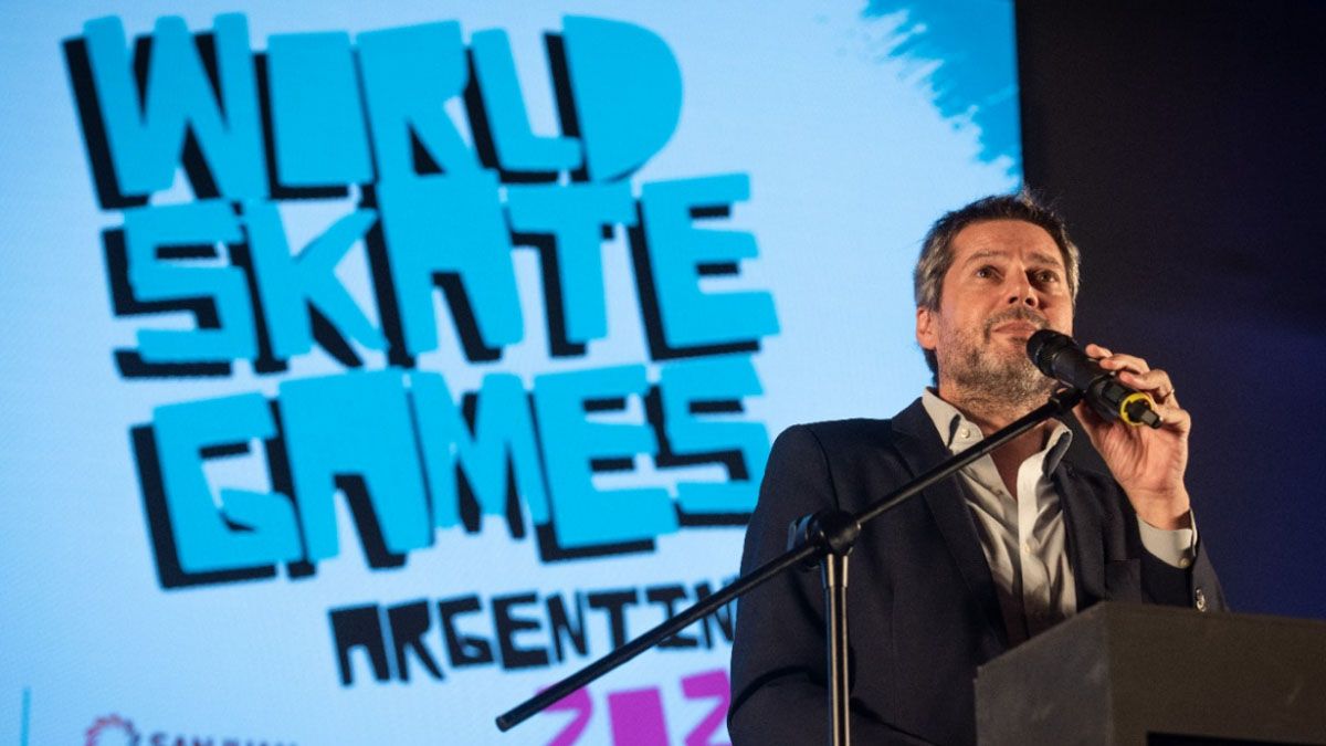 Matías Lammens estuvo en la ceremonia de presentación