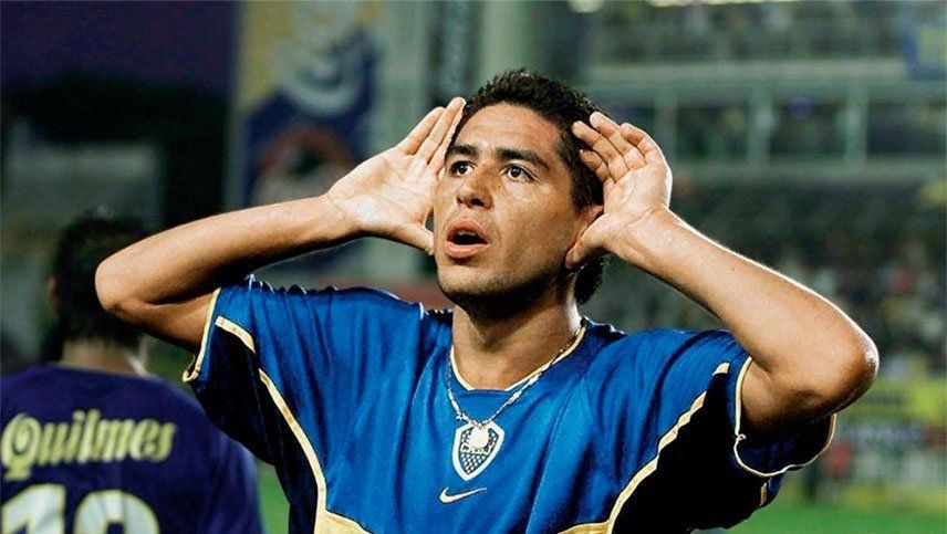 El histórico festejo de Riquelme para Macri.
