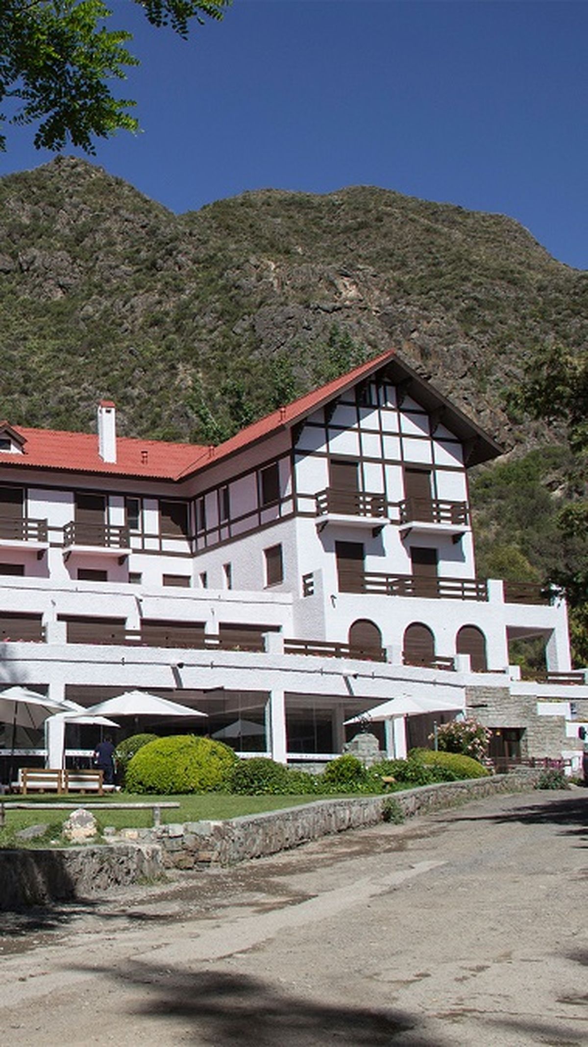 La Reserva Natural cuida, conserva, protege y preserva un espacio único en riqueza autóctona. La Reserva Natural cuida, conserva, protege y preserva un espacio único en riqueza autóctona.