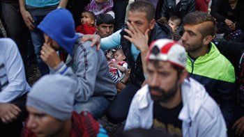 Para poner orden, Croacia instaló un centro de recepción de migrantes