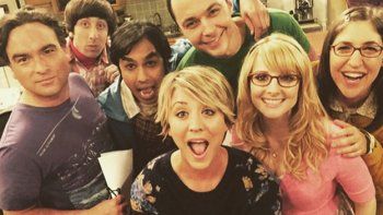 The Big Bang Theory entregó becas para universitarios