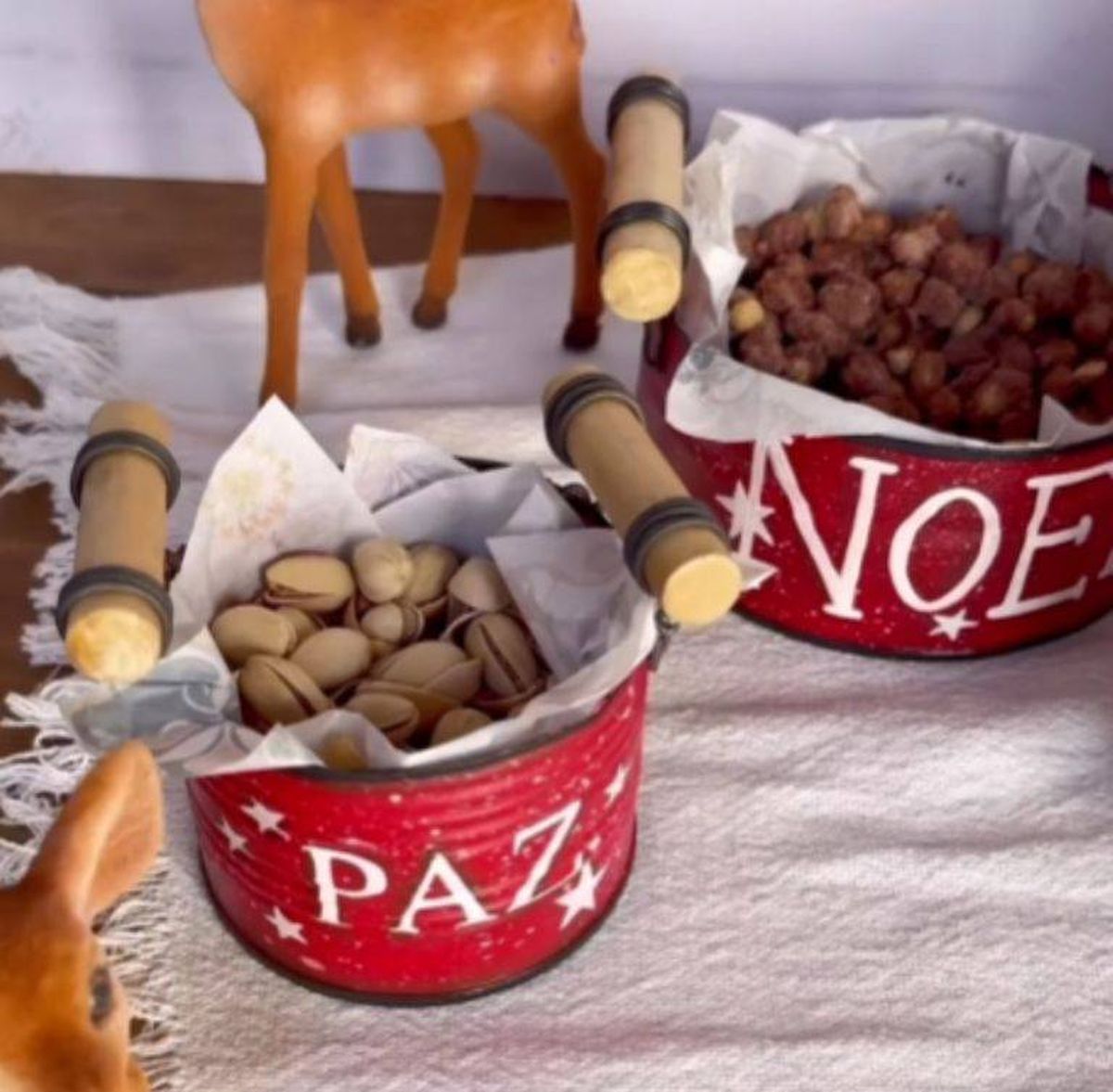 DIY: transforma las latas en hermosos y novedosos adornos para una mesa navideña espectacular DIY: transforma las latas en hermosos y novedosos adornos para una mesa navideña espectacular