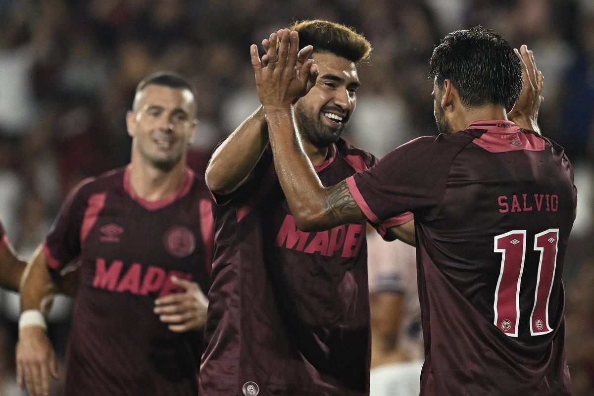 Marcelino Moreno brilló y Lanús es uno de los líderes en el Torneo Apertura