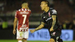 Huracán ganó y mandó a dos equipos a la B Nacional