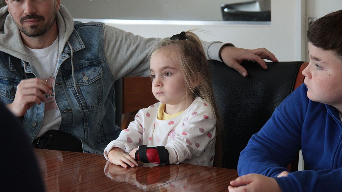 Juanita Ghiotti pasó por la Municipalidad de Las Heras en su regreso a Mendoza, tras operarse en Barcelona, España. Juanita Ghiotti pasó por la Municipalidad de Las Heras en su regreso a Mendoza, tras operarse en Barcelona, España.