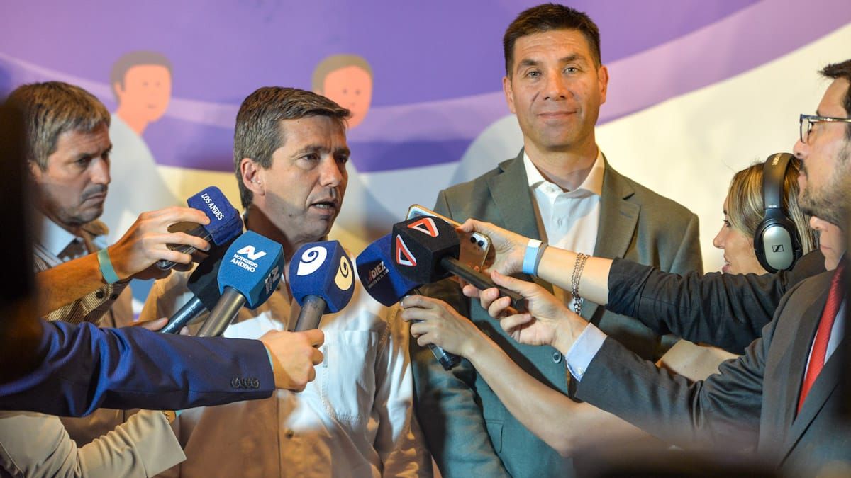 Lombardi. Todo indica que será presidente de la UCR Mendoza por dos años más. Correa Llano es su par en el aliado, LLA. Lombardi. Todo indica que será presidente de la UCR Mendoza por dos años más. Correa Llano es su par en el aliado, LLA.