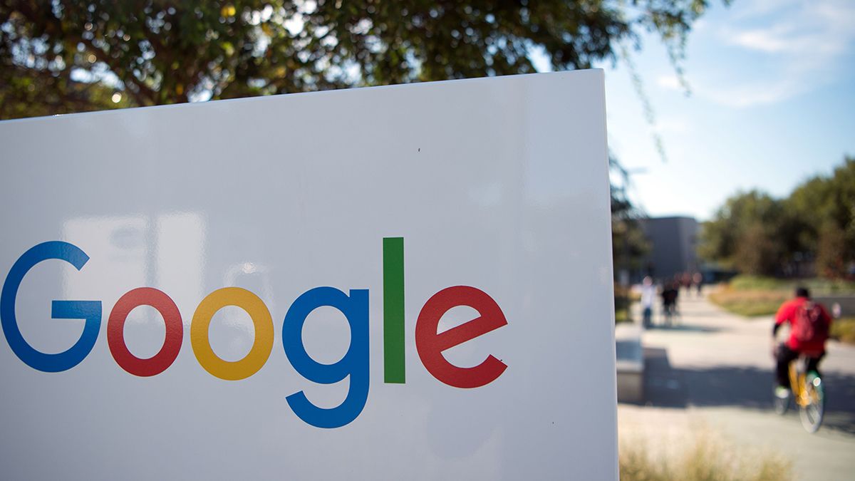 &nbsp;Cristina Kirchner demandó a Google por llamarla Ladrona de la Nación Argentina.