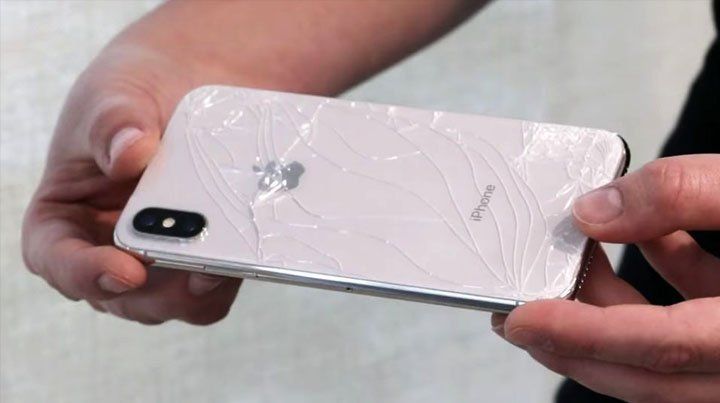 iPhone X, el más caro y el más frágil