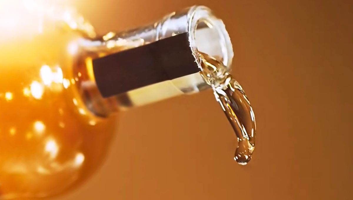 Lee bien las etiquetas del vinagre antes de utilizarlo para cocinar. Lee bien las etiquetas del vinagre antes de utilizarlo para cocinar.