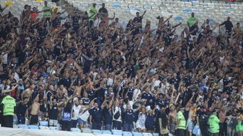 La emoción de los hinchas de Independiente Rivadavia, de verdad emociona La emoción de los hinchas de Independiente Rivadavia, de verdad emociona