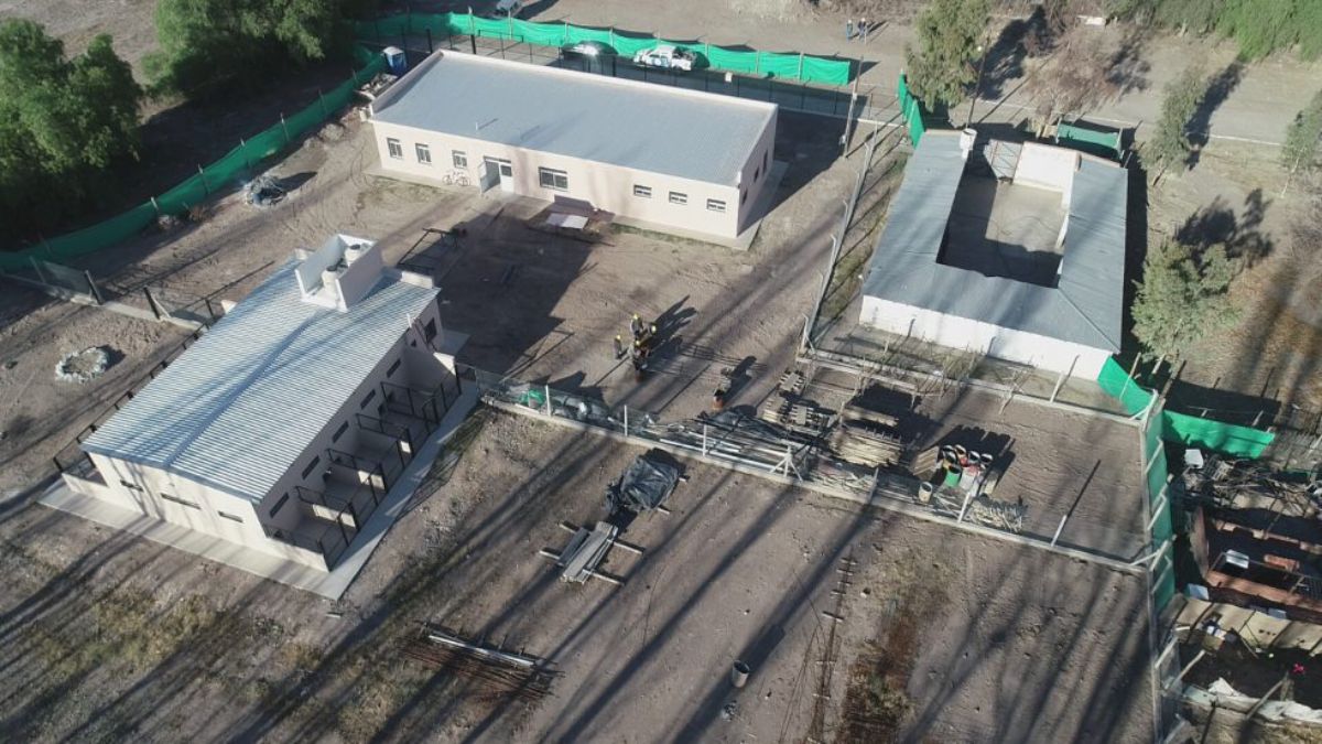 Vista aérea de las obras prontas a inaugurarse en el distrito El Cerrito, al norte de la ciudad de San Rafael. Vista aérea de las obras prontas a inaugurarse en el distrito El Cerrito, al norte de la ciudad de San Rafael.