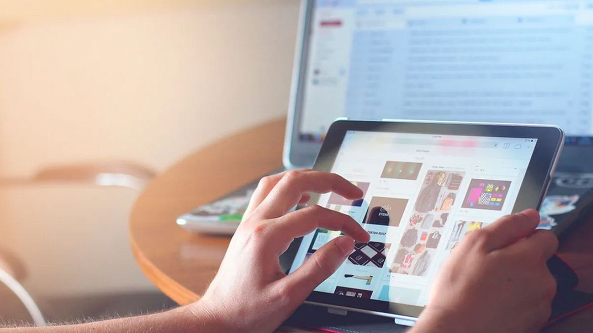 Desregularon las tarifas de internet, cable y celulares. Desregularon las tarifas de internet, cable y celulares.