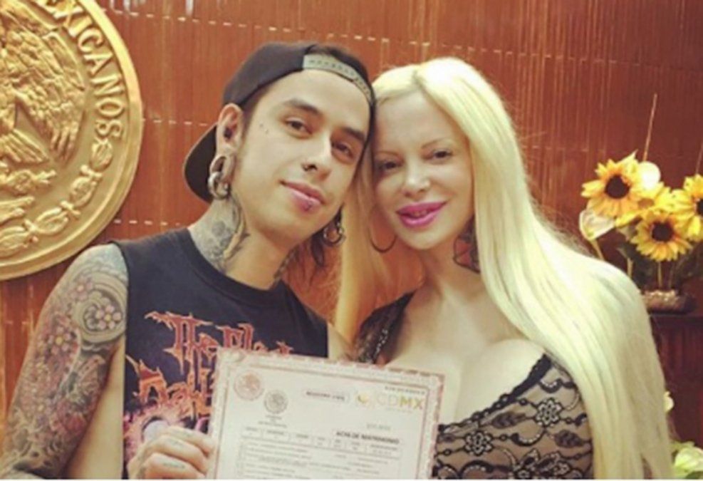 La vedete Sabrina Sabrok se casará en ceremonia católica satánica