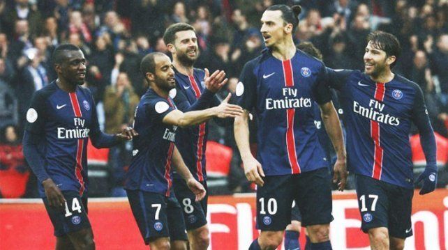 Triunfo del PSG con tres goles de Ibrahimovic