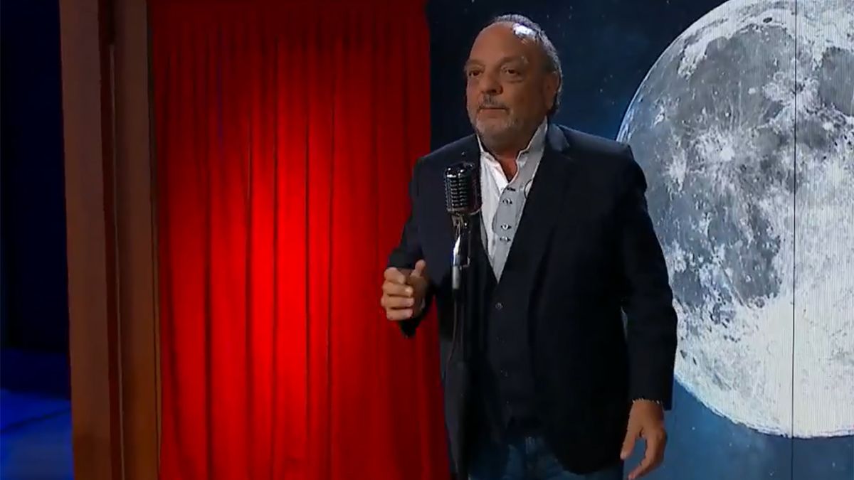 En su editorial Baby Etchecopar habló sobre la intempestiva salida de Viviana Canosa de América.