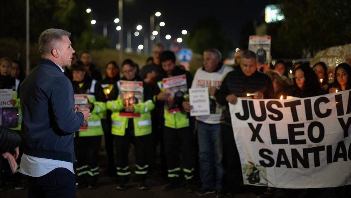 Diego Costarelli durante un control en homenaje a al inspector Santiago Velázquez y al policía Leonardo Alarcón, quienes fallecieron hace un año tras ser atropellados por un conductor alcoholizado.