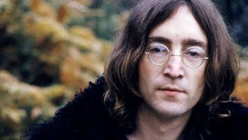 Negaron la libertad condicional al asesino de John Lennon