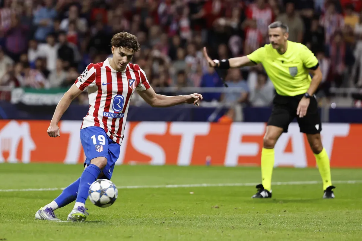 Julián Álvarez se hizo cargo de la ejecución desde los 12 pasos.