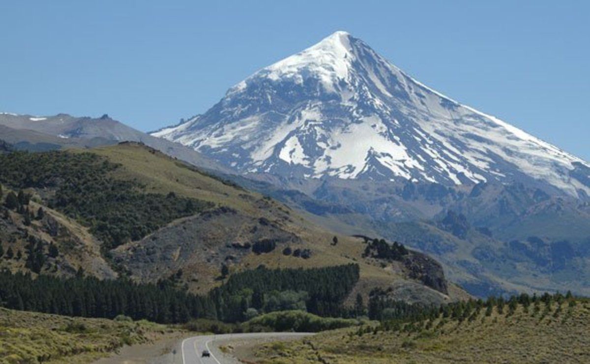 Alerta en la frontera: detectan más de 60 sismos en uno de los volcanes más activos Alerta en la frontera: detectan más de 60 sismos en uno de los volcanes más activos