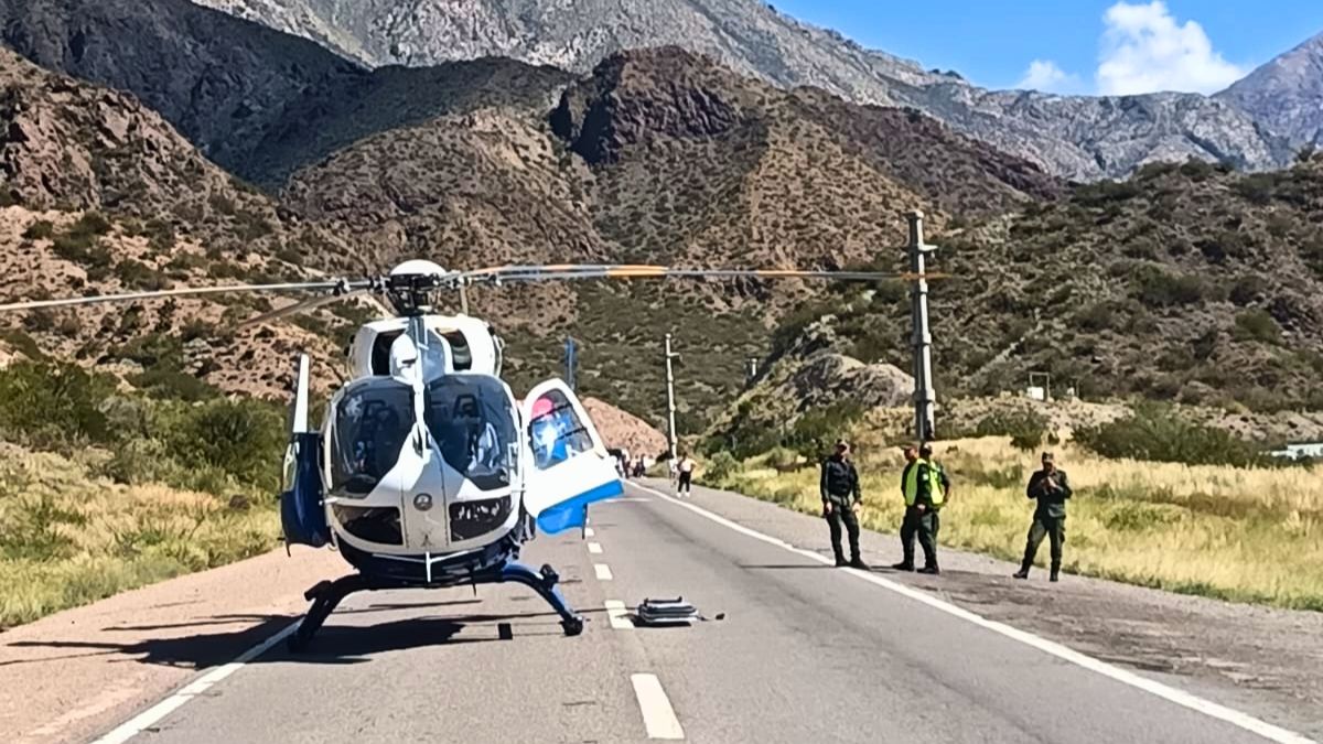 Las autoridades trabajaron en el lugar del accidente. Foto: Ministerio de Seguridad.