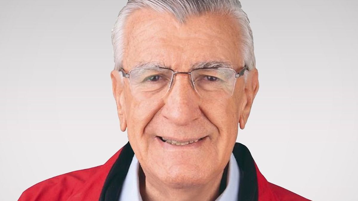 Jos&eacute; Luis Gioja es el otro candidato del peronismo.