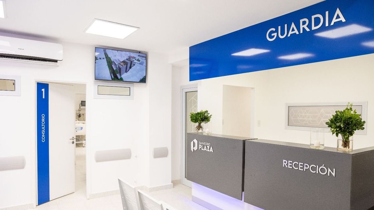 Un hombre lucha por su vida luego que su esposa lo golpeara en los testículos. Un hombre lucha por su vida luego que su esposa lo golpeara en los testículos.