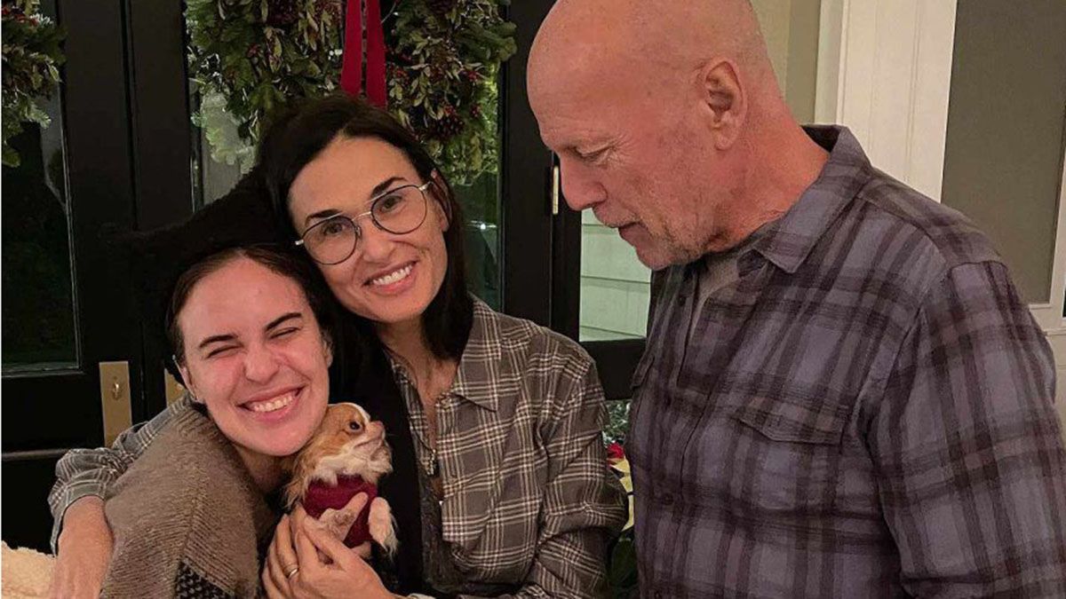 Demi Moore visita todas las semanas a Bruce Willis cuando está en Los Ángeles.