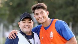 El astro Diego Maradona y Roberto Coluccci.