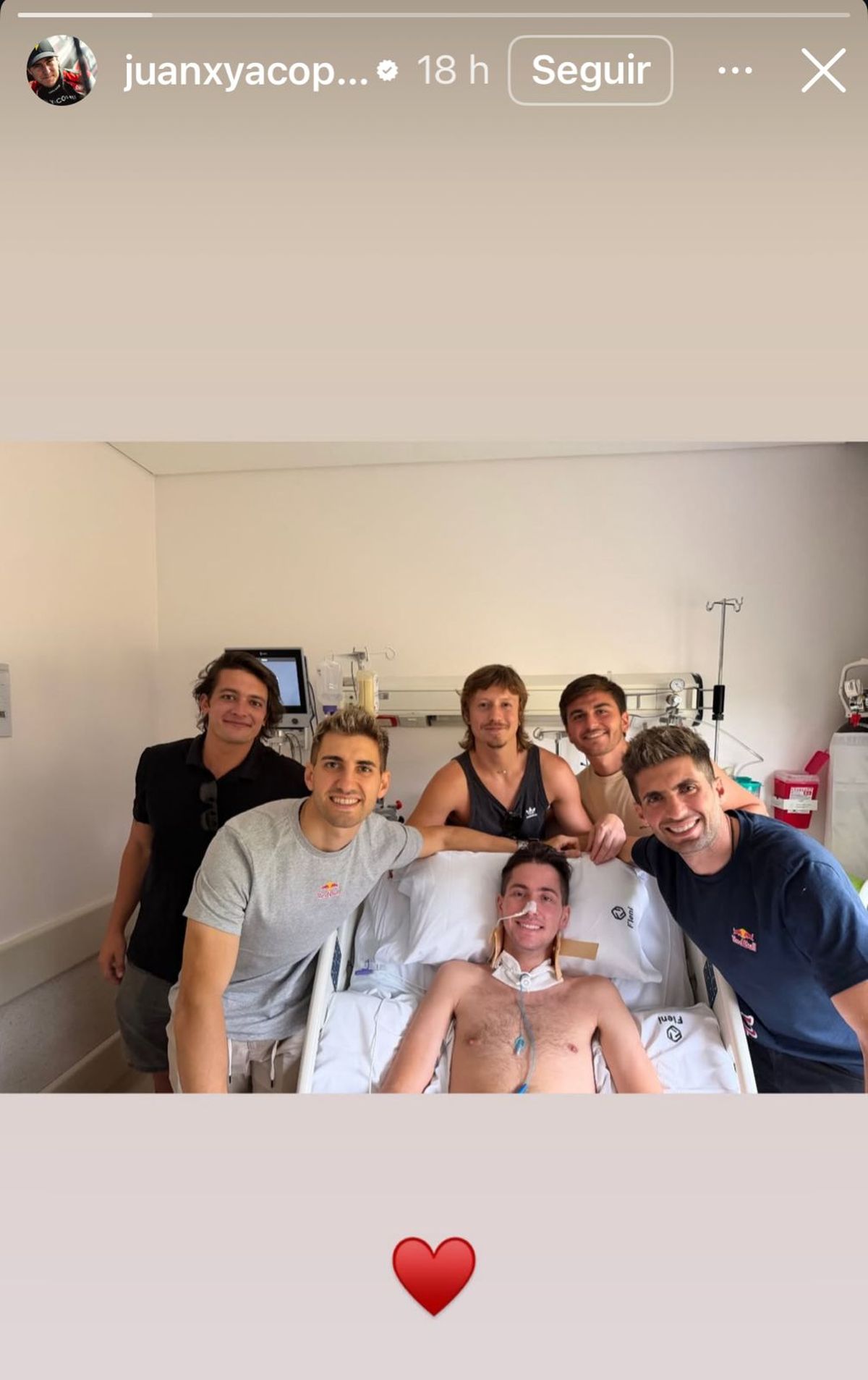 Juan Cruz Yacopini recibió una visita especial en el Hospital Fleni. 
