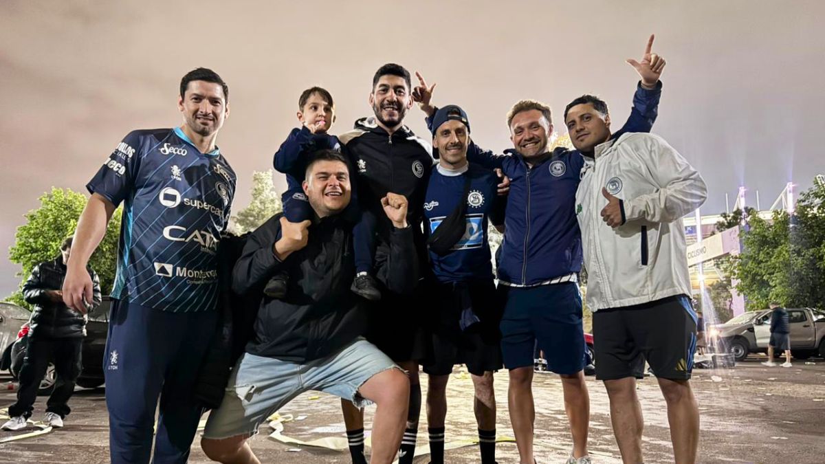 Galería de imágenes: la fiesta de Independiente Rivadavia ante River en Córdoba por la Copa Argentina