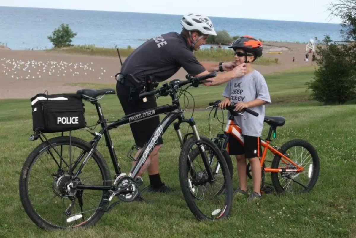 La Policía de Parques Estatales abre lugares para nuevos aspirantes. La Policía de Parques Estatales abre lugares para nuevos aspirantes.
