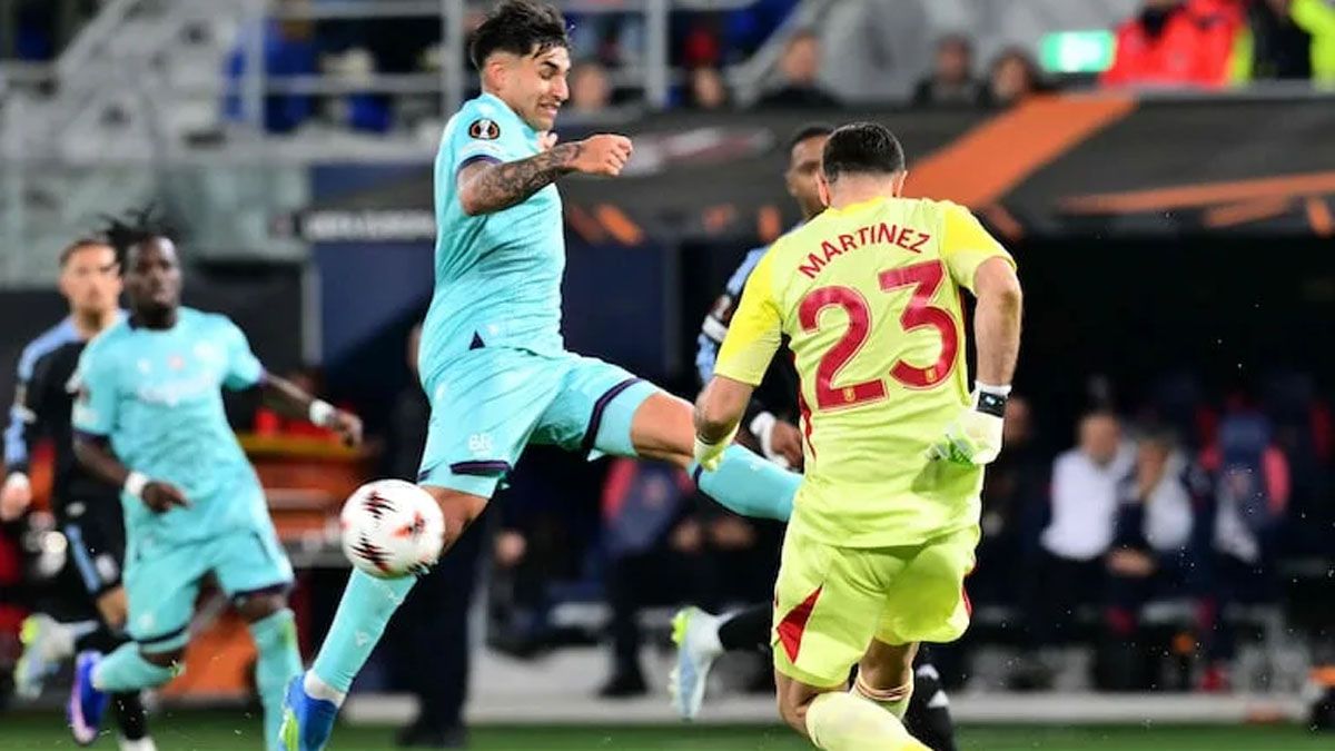 Dibu Martínez y una atajada magistral: la rompió en el triunfo del Aston Villa sobre Bologna