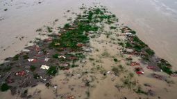 En un río de la India aparecen centenares de cadáveres