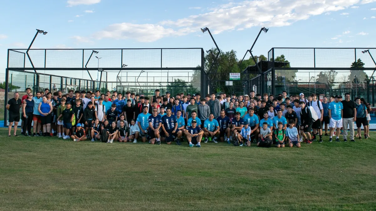 Las promesas del pádel de Latinoamérica se entrenan en el Kondor Club con la Academia de Joselo Velozo.