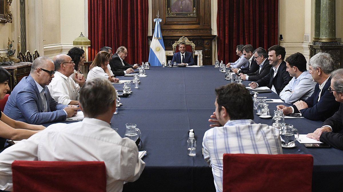 Manzur y Guzmán exponen en Diputados por el acuerdo con el FMI.