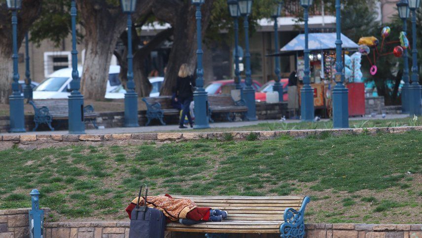 Para el PJ hay 600 personas en situación de calle, pero el Gobierno dice que son 300