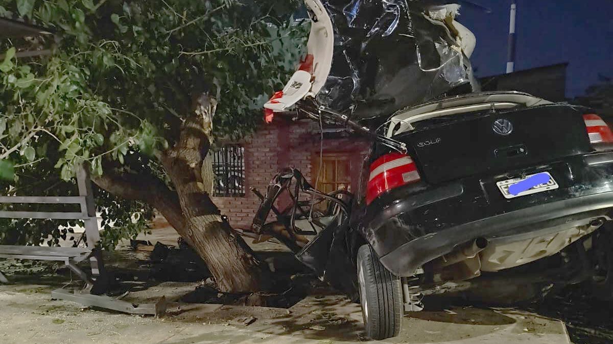 El accidente fatal en que murieron 4 alumnos del Colegio ISEP. El accidente fatal en que murieron 4 alumnos del Colegio ISEP.